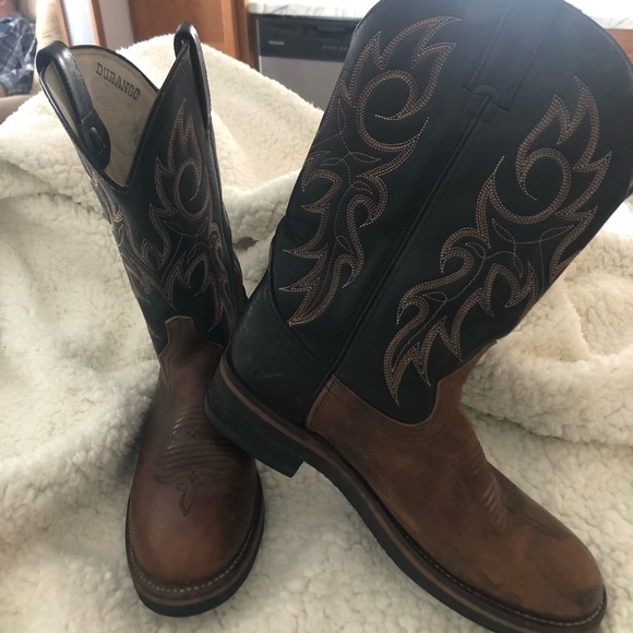 Women’s cowboy boots. Size 8 - Picture 3 of 4